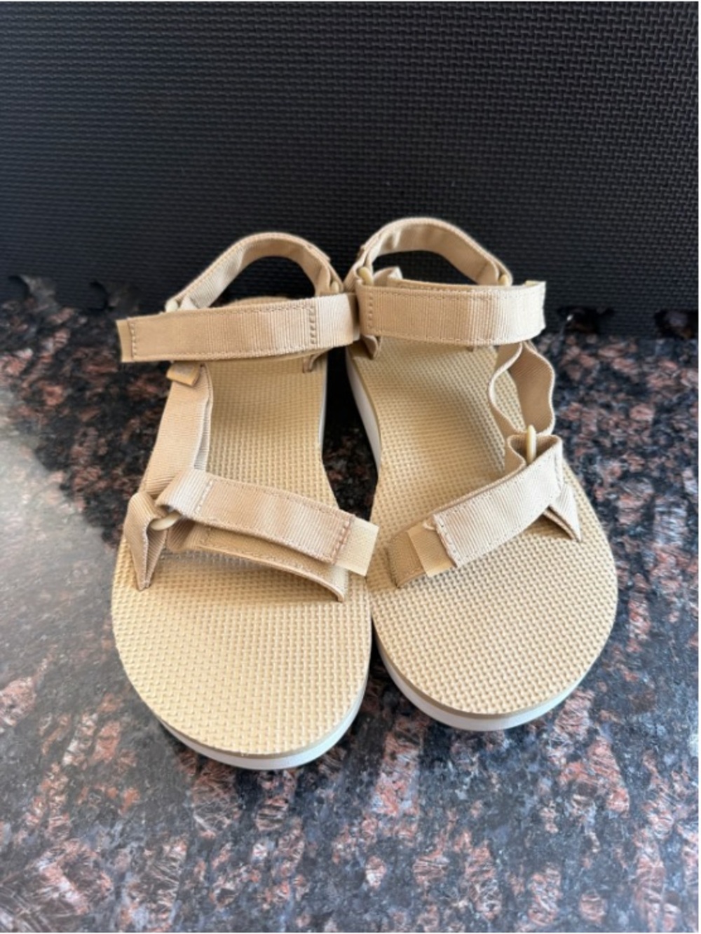 Time and Tru Women's Tan Strap Comfort Sandals